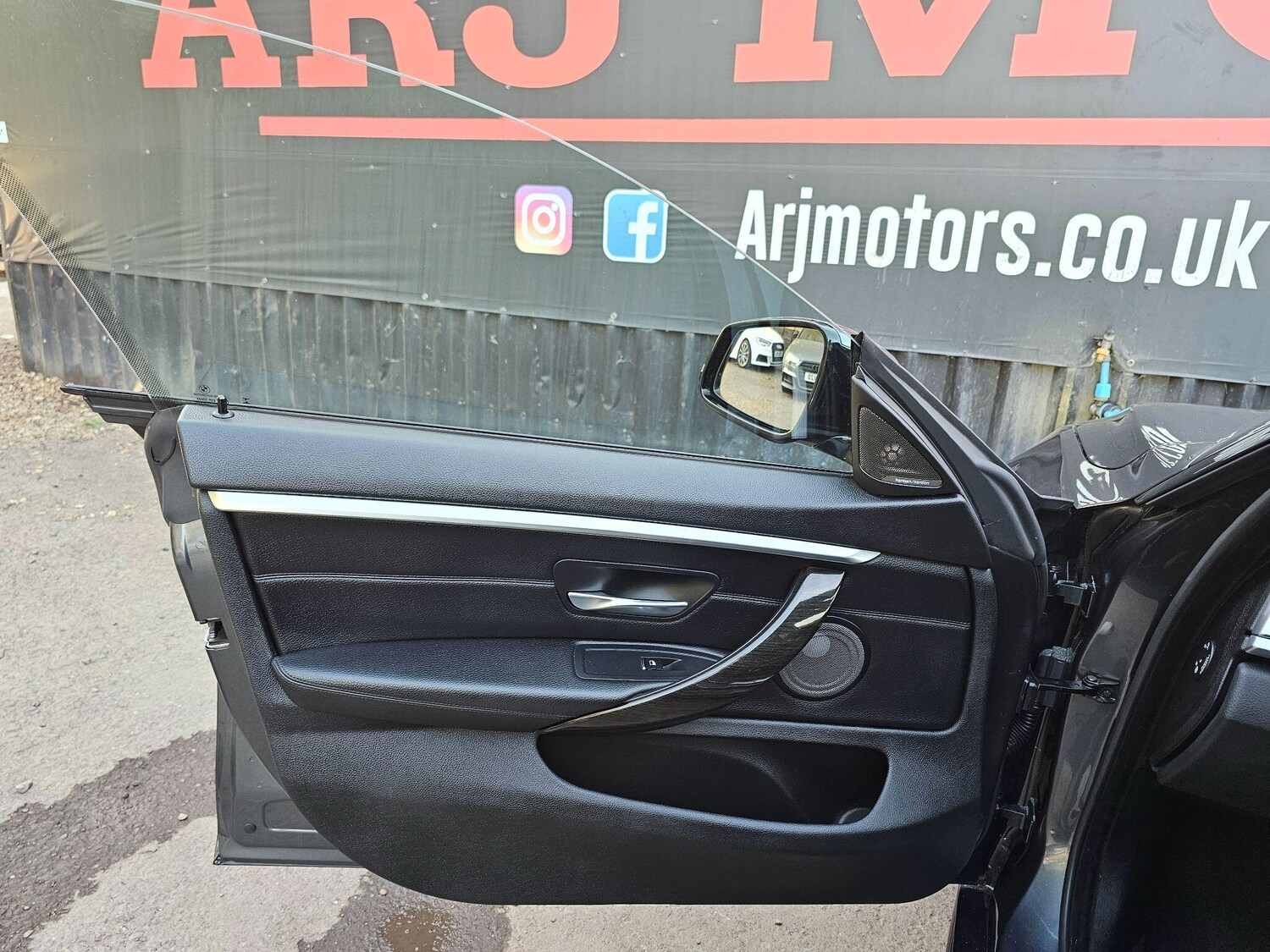 Vehicle 61