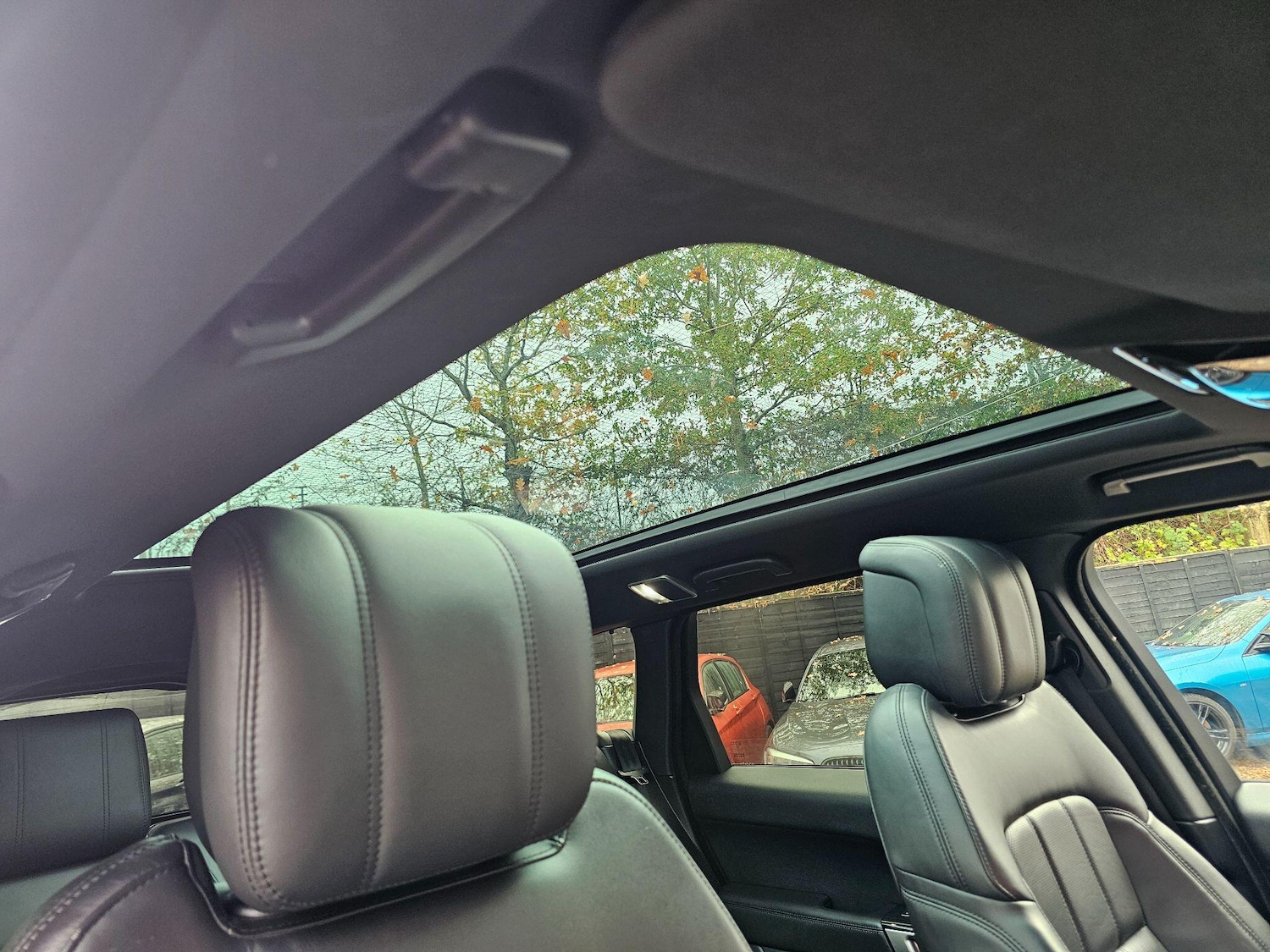 Used Land Rover Range Rover Sport 2019 for sale - 76592729: Photo 2