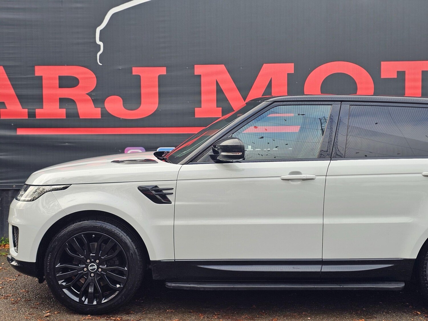 Used Land Rover Range Rover Sport 2019 for sale - 76592729: Photo 32