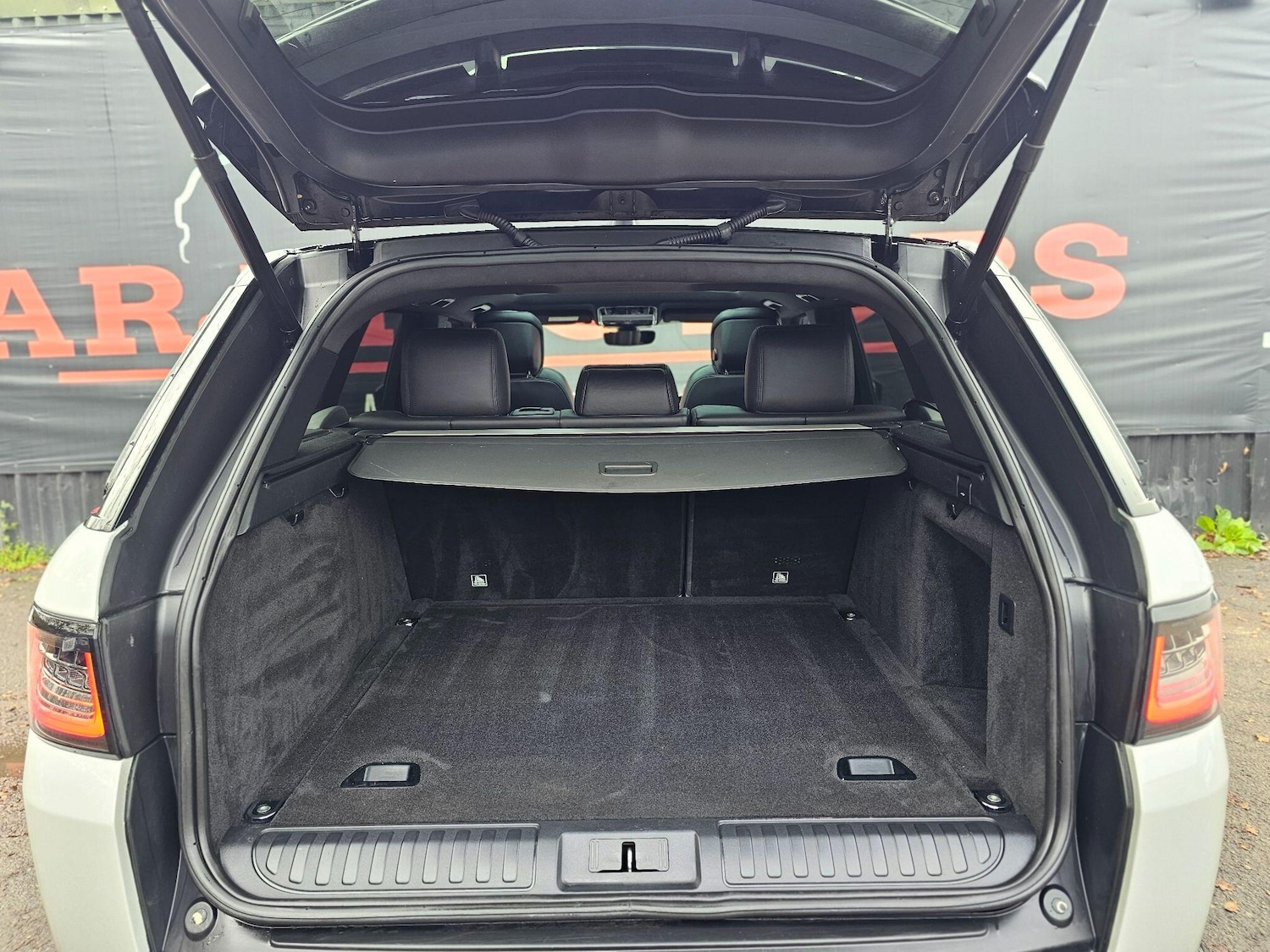 Used Land Rover Range Rover Sport 2019 for sale - 76592729: Photo 68