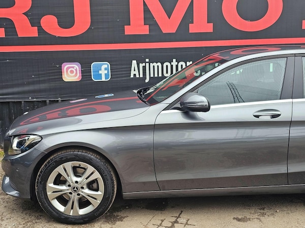 Used Mercedes-Benz C Class 2017 for sale - 76270983: Photo 10