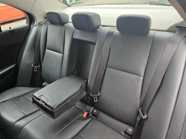 Used Mercedes-Benz C Class 2017 for sale - 76270983: Photo 29
