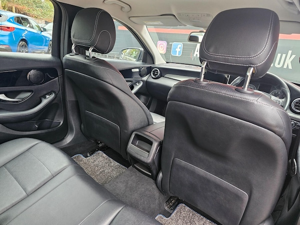 Used Mercedes-Benz C Class 2017 for sale - 76270983: Photo 34
