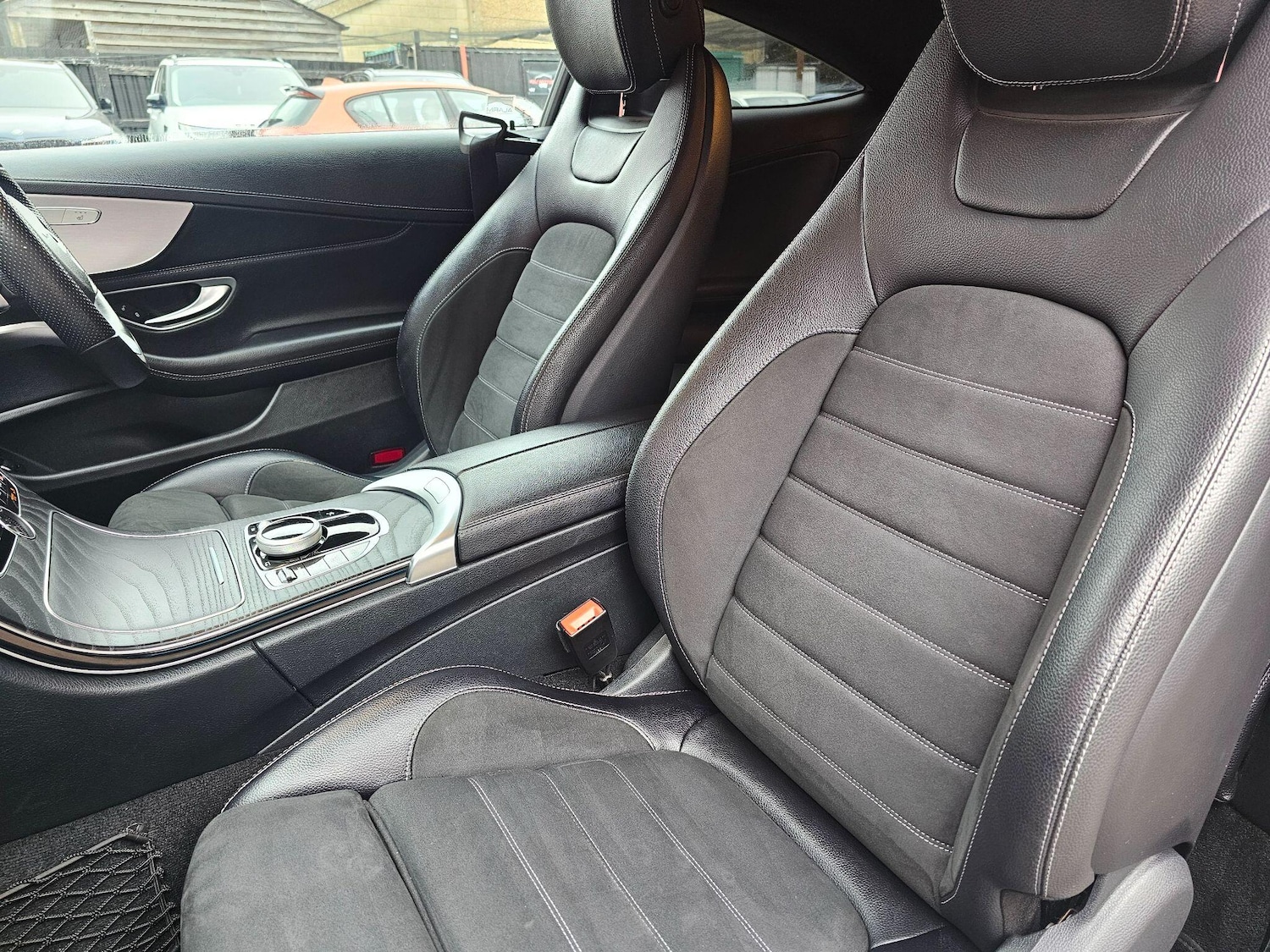 Used Mercedes-Benz C Class 2019 for sale - 76282686: Photo 15