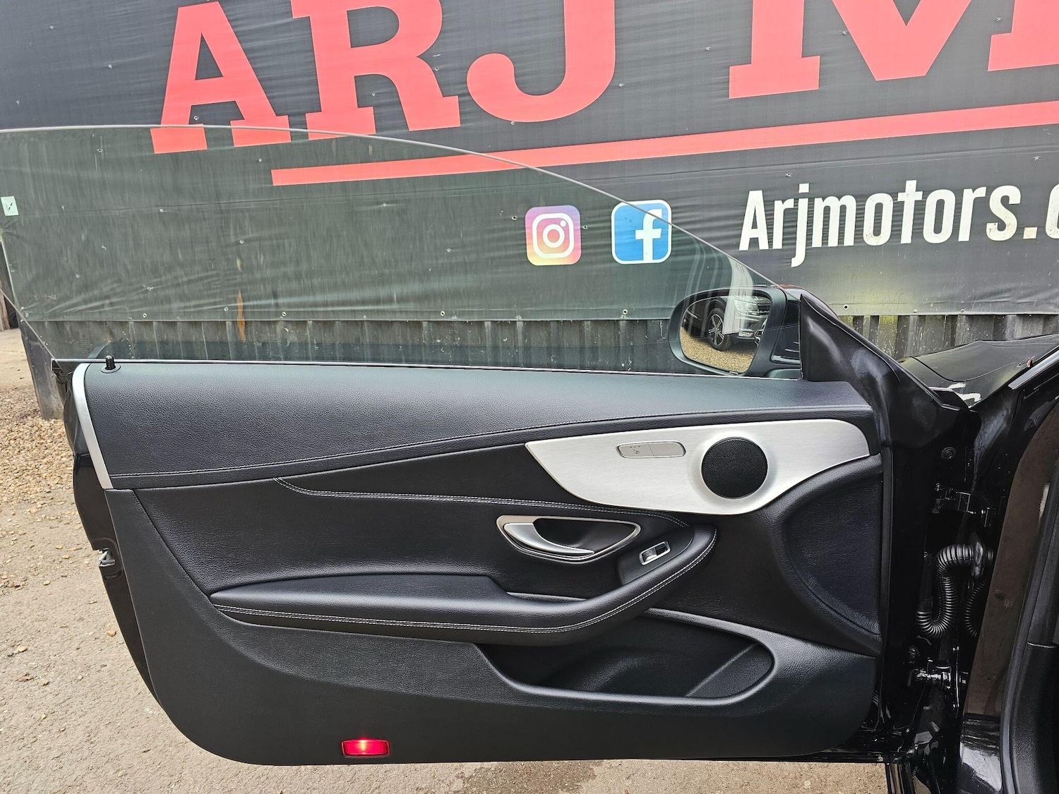 Used Mercedes-Benz C Class 2019 for sale - 76282686: Photo 44