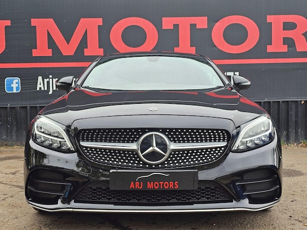 Used Mercedes-Benz C Class 2019 for sale - 76282686: Photo 5