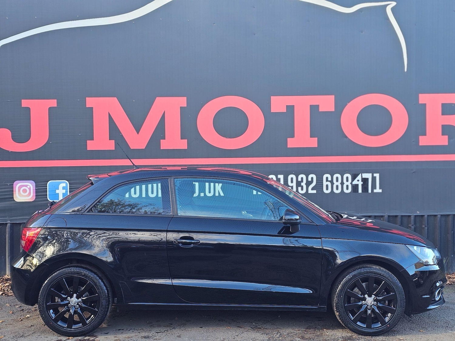 Used Audi A1 2011 for sale - 76644747: Photo 16