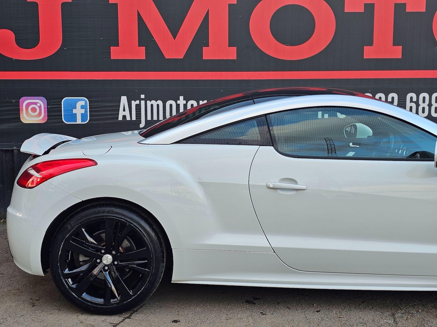 Used Peugeot RCZ 2014 for sale - 76398661: Photo 39