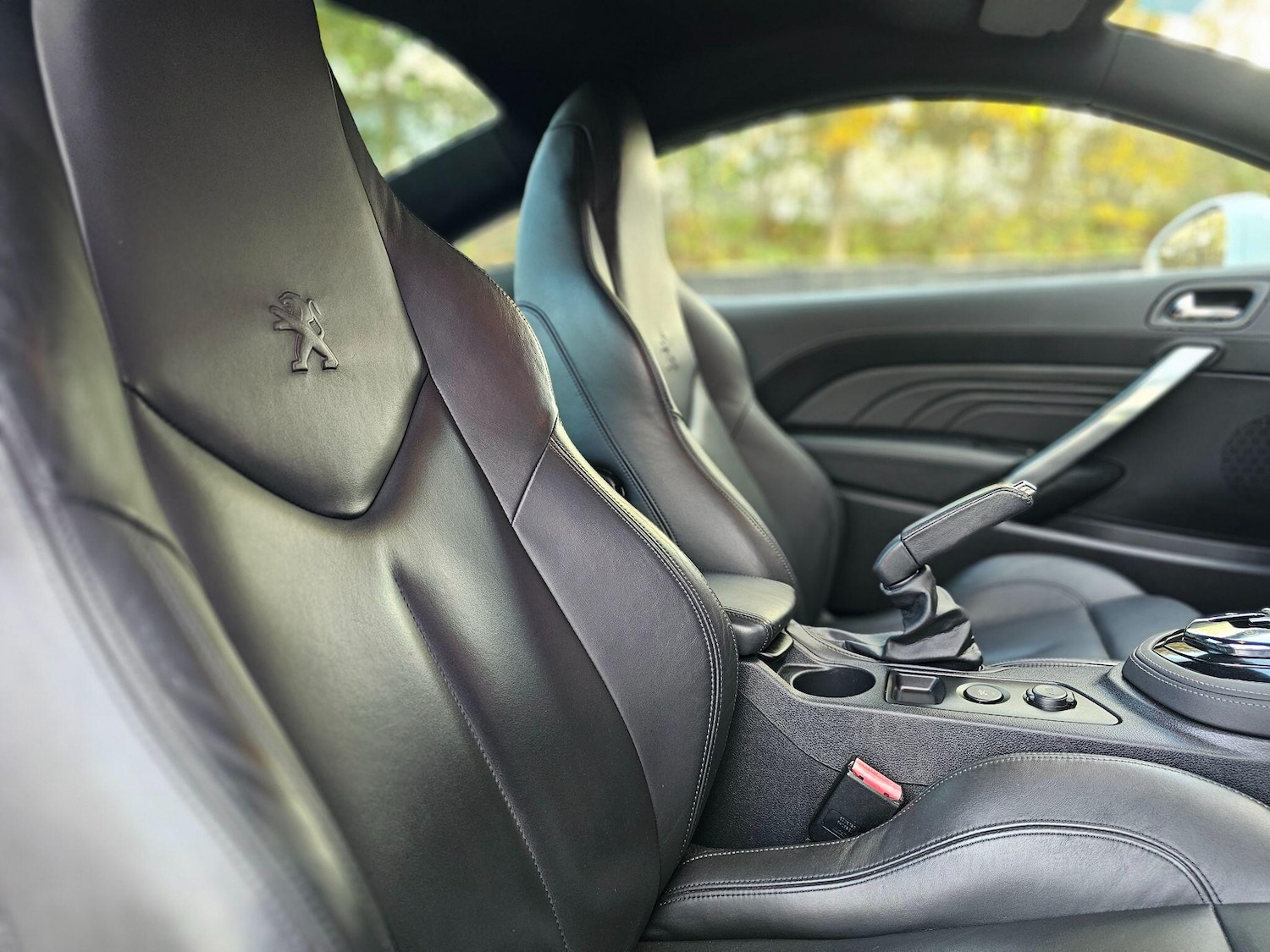 Used Peugeot RCZ 2014 for sale - 76398661: Photo 8