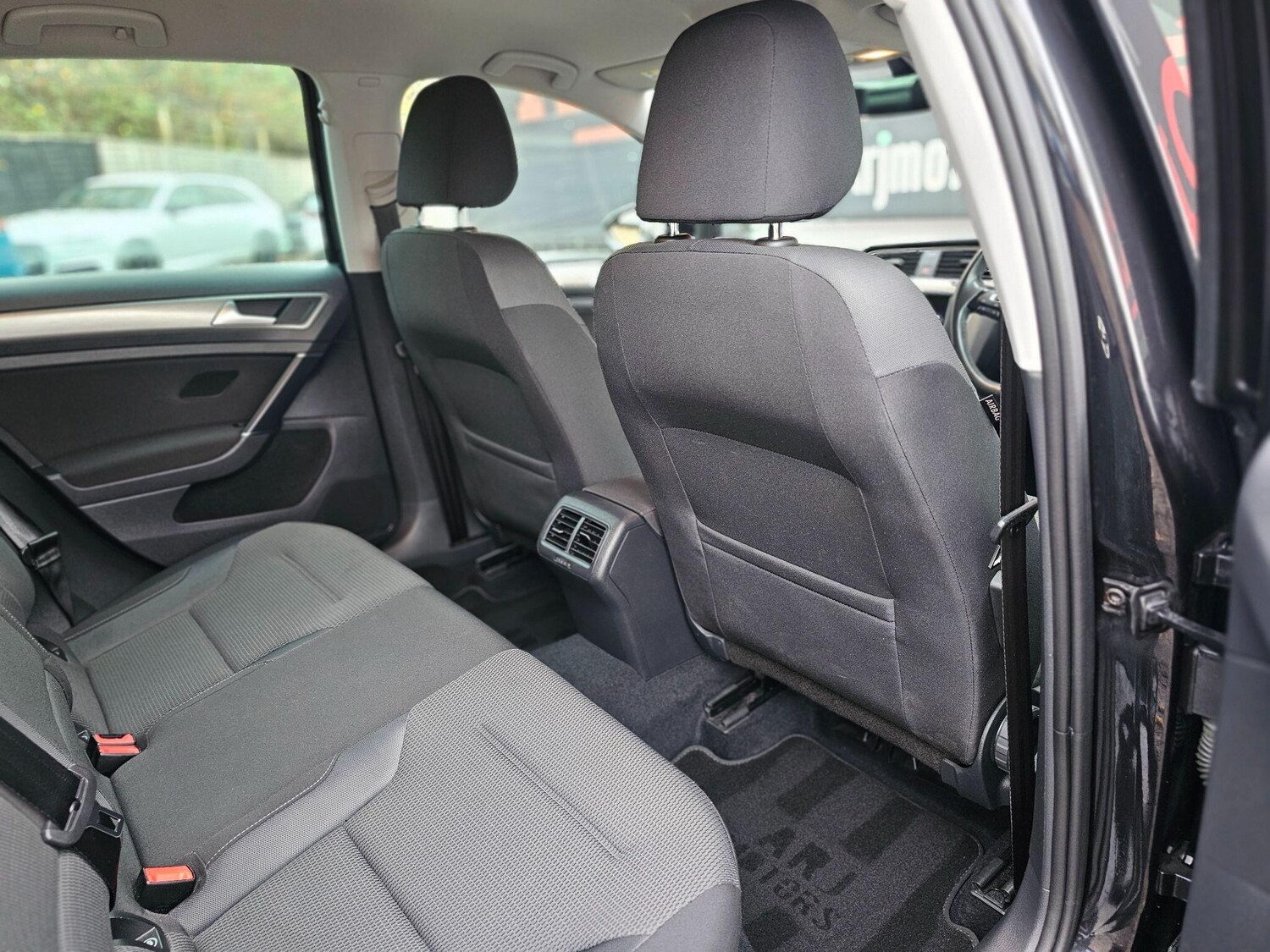 Used Volkswagen Golf 2017 for sale - 76549678: Photo 28