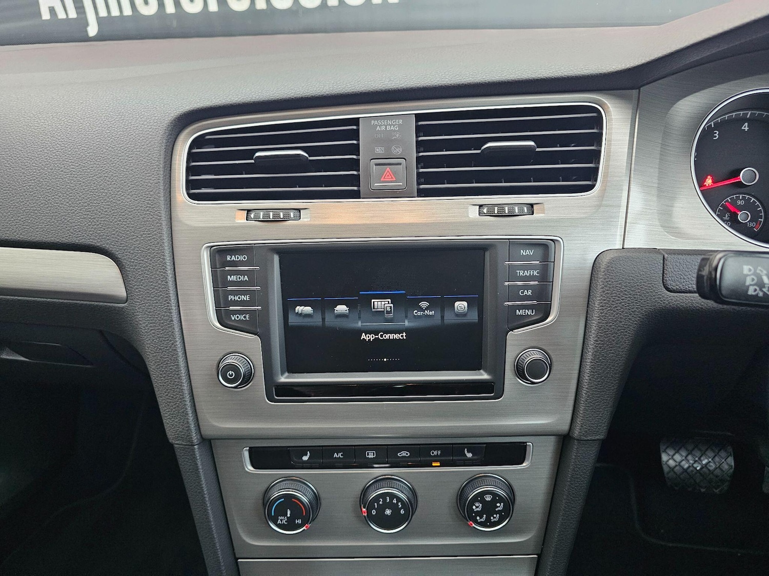 Used Volkswagen Golf 2017 for sale - 76549678: Photo 32