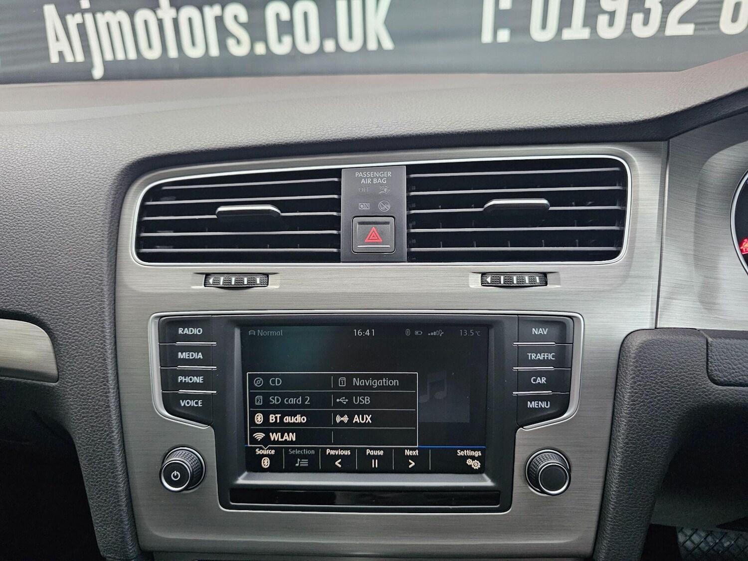 Used Volkswagen Golf 2017 for sale - 76549678: Photo 41