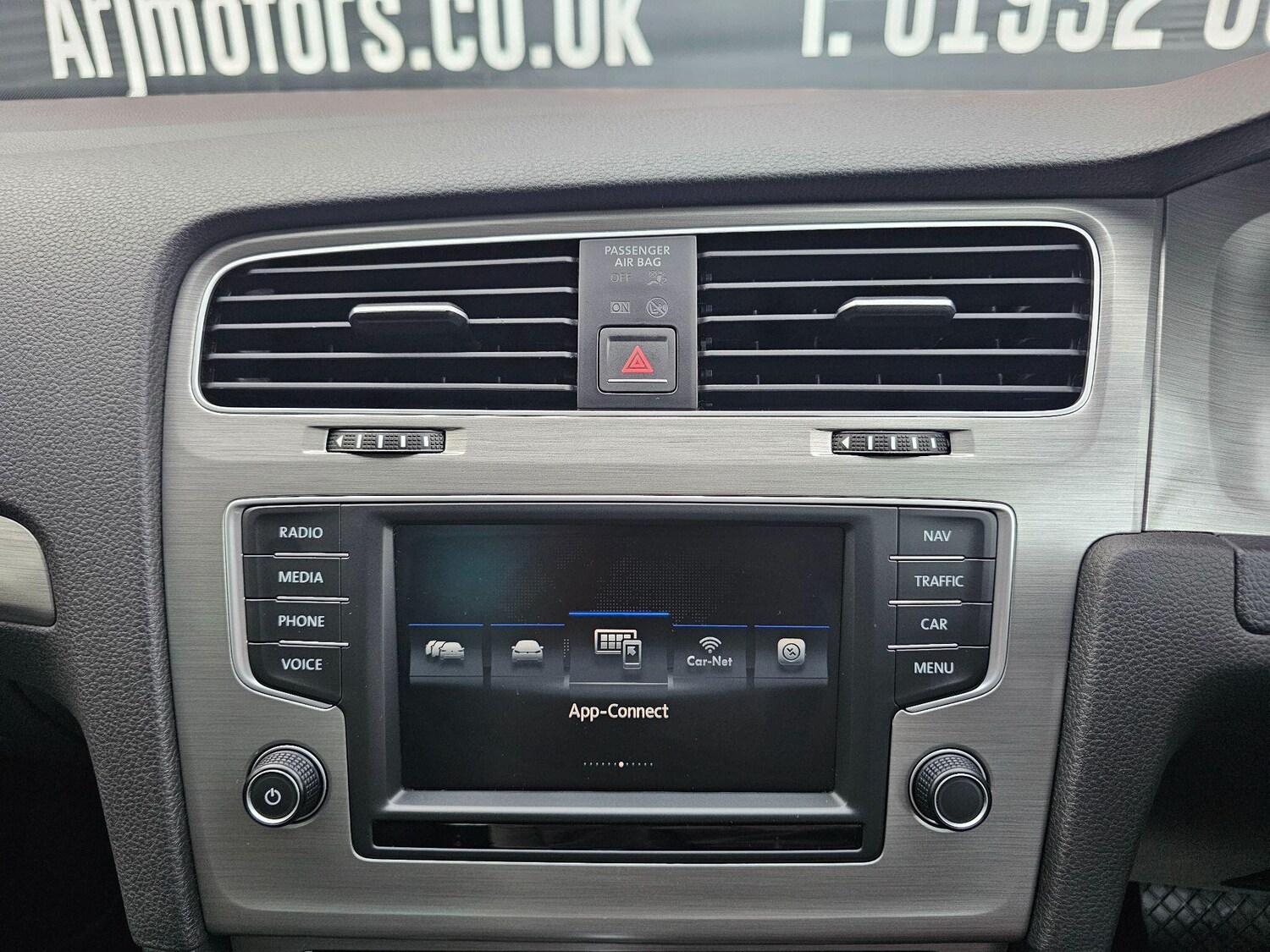 Used Volkswagen Golf 2017 for sale - 76549678: Photo 65