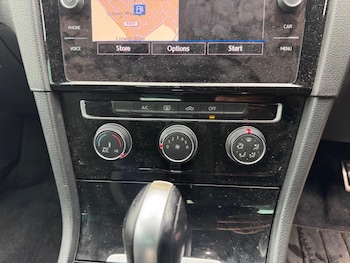 Used Volkswagen Golf 2018 for sale - 76473263: Photo