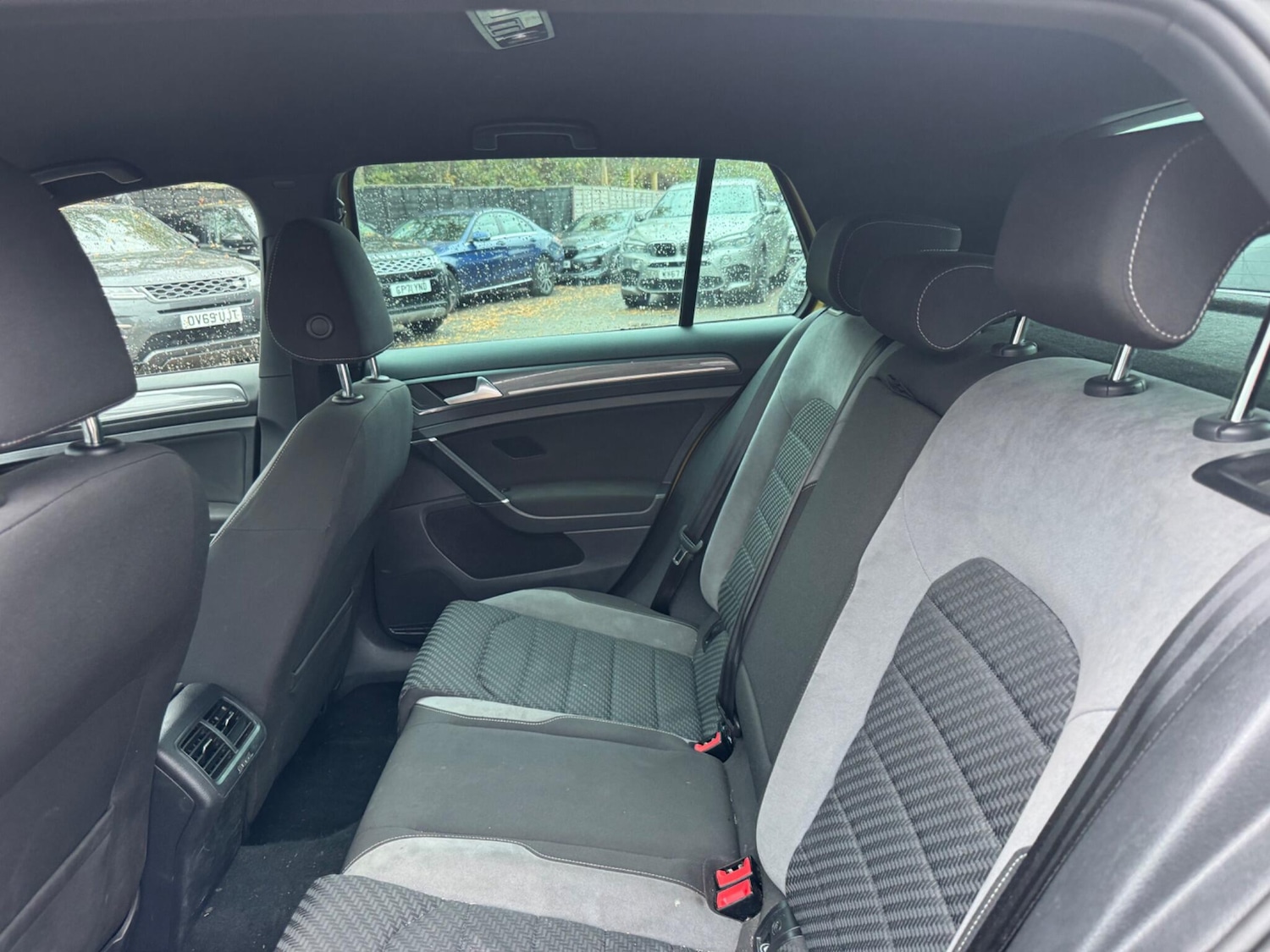 Used Volkswagen Golf 2018 for sale - 76473263: Photo 8