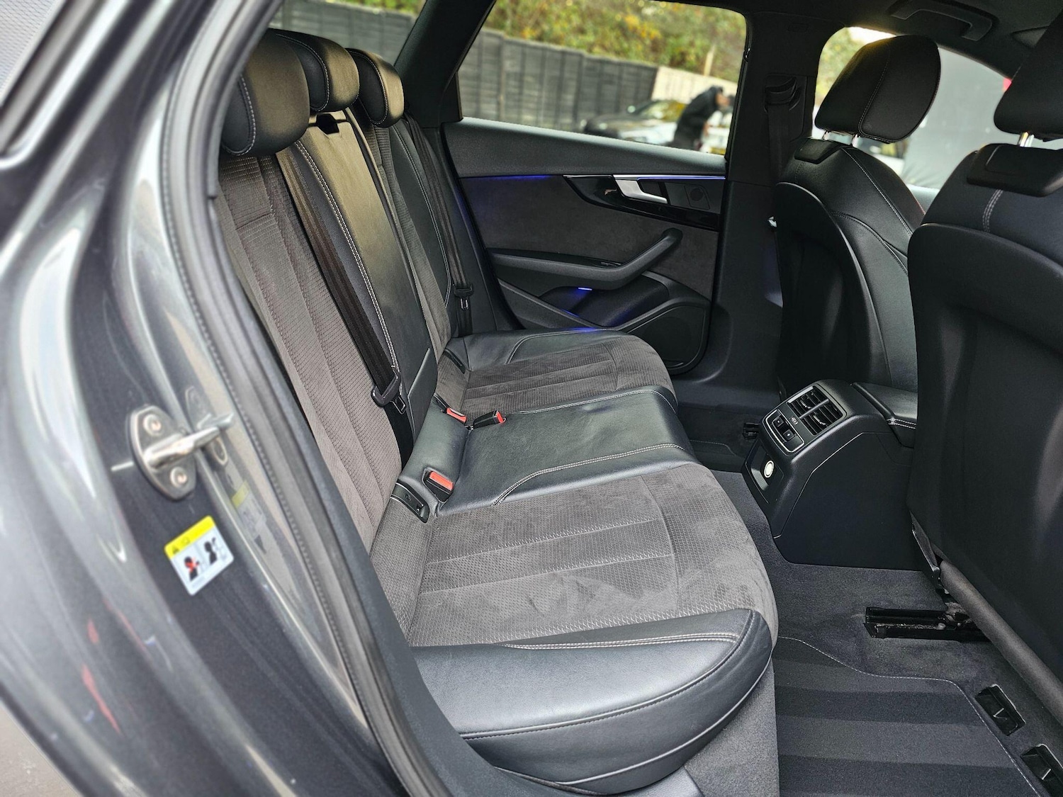 Used Audi A4 Avant 2018 for sale - 76399001: Photo 24