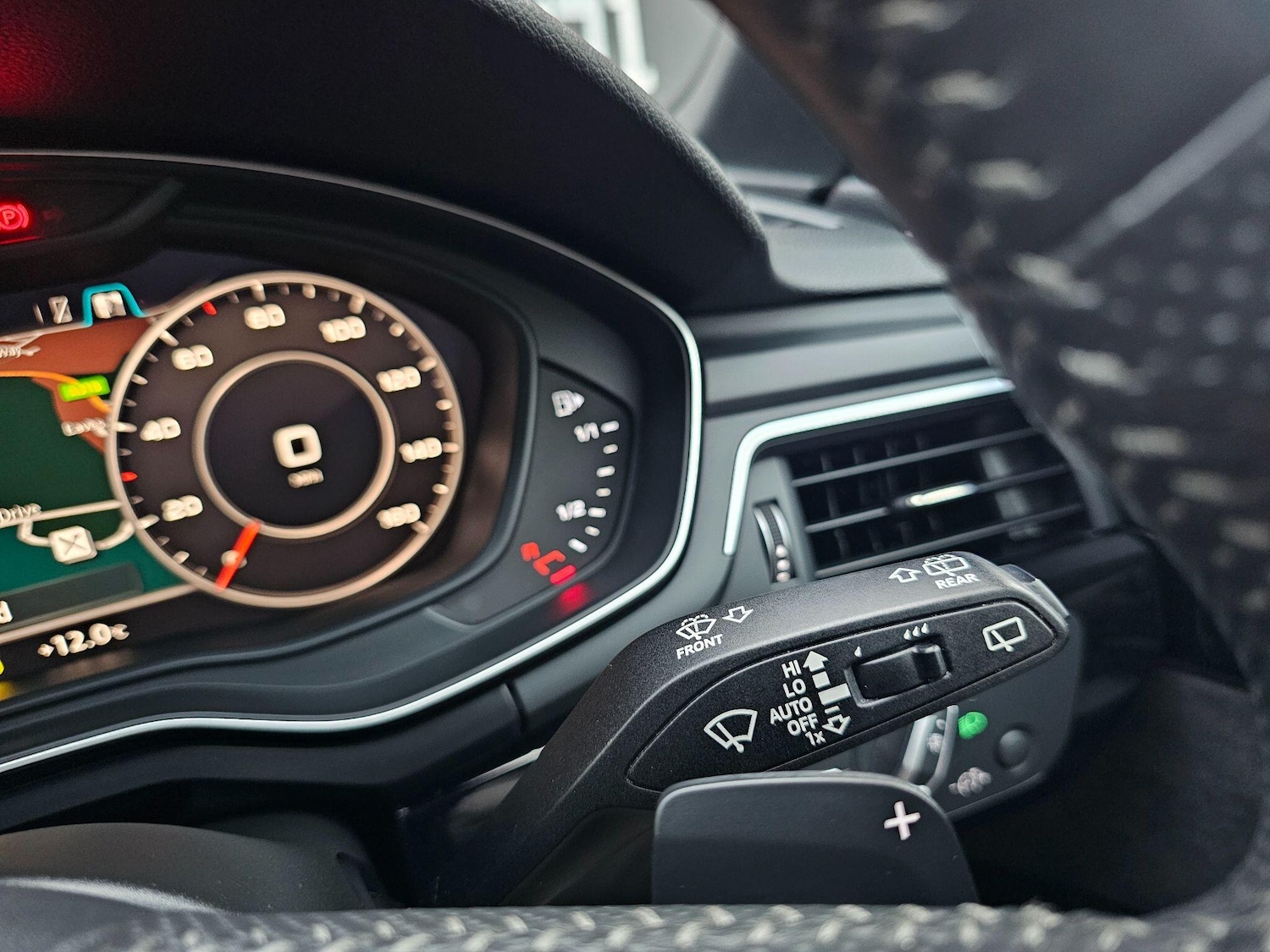 Used Audi A4 Avant 2018 for sale - 76399001: Photo 35