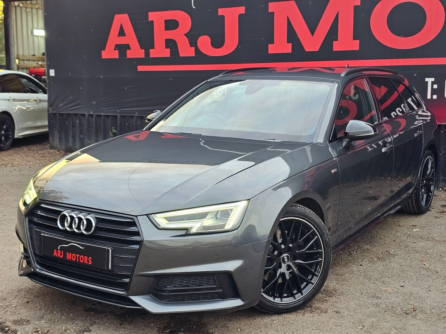 Used Audi A4 Avant 2018 for sale - 76399001: Photo 42