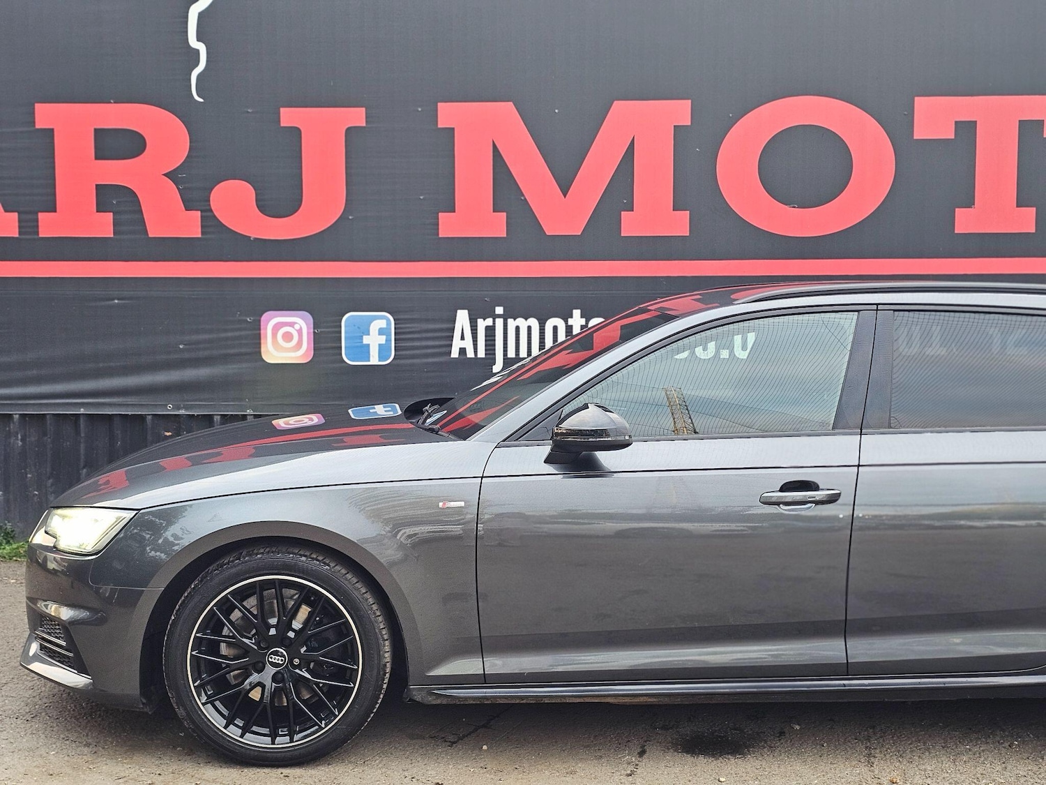 Used Audi A4 Avant 2018 for sale - 76399001: Photo 45