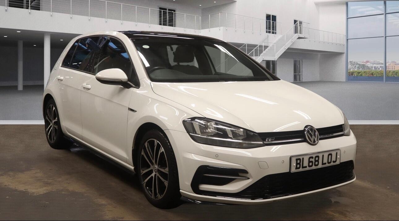 Used Volkswagen Golf 2018 for sale - 76458146: Photo 1