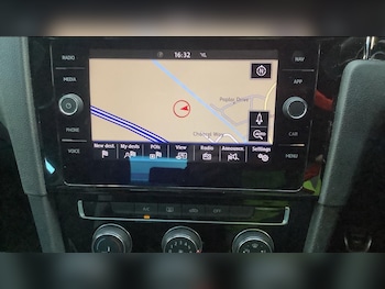 Used Volkswagen Golf 2018 for sale - 76458146: Photo