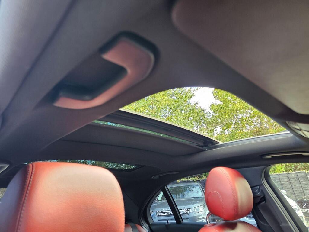 Used Mercedes-Benz C Class 2019 for sale - 76484649: Photo 2