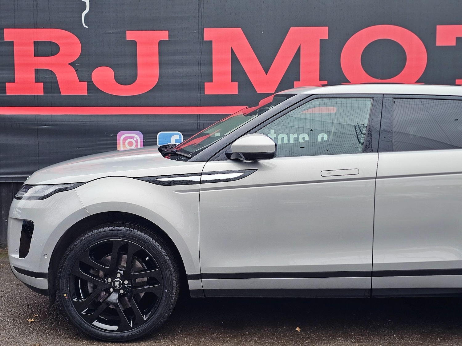 Used Land Rover Range Rover Evoque 2019 for sale - 76927030: Photo 33