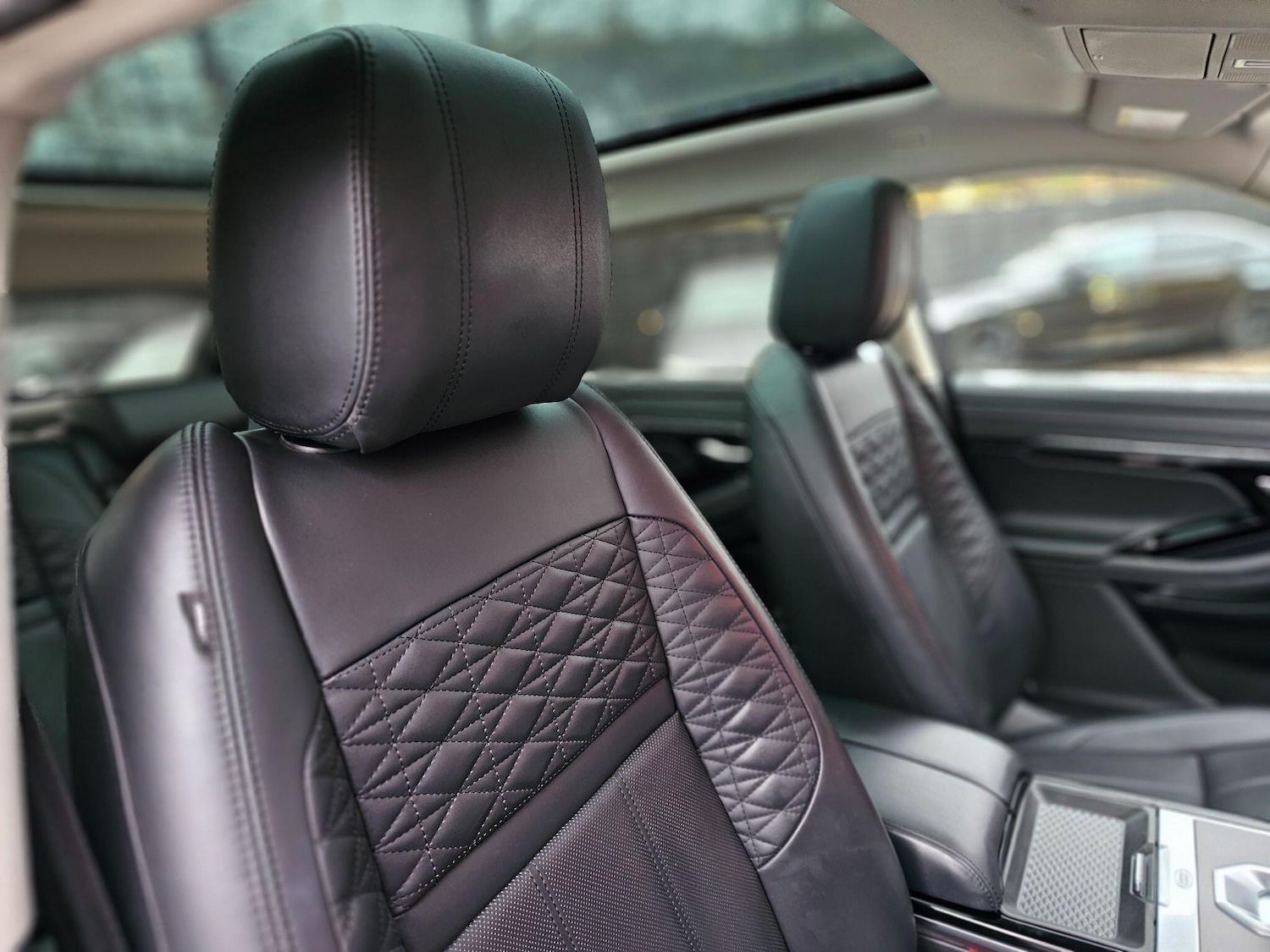 Used Land Rover Range Rover Evoque 2019 for sale - 76927030: Photo 6