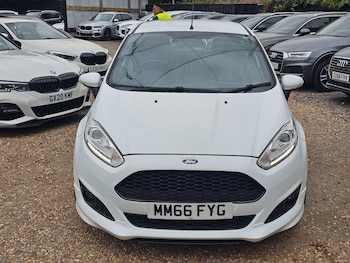 Used Ford Fiesta 2017 for sale - 75609491: Photo