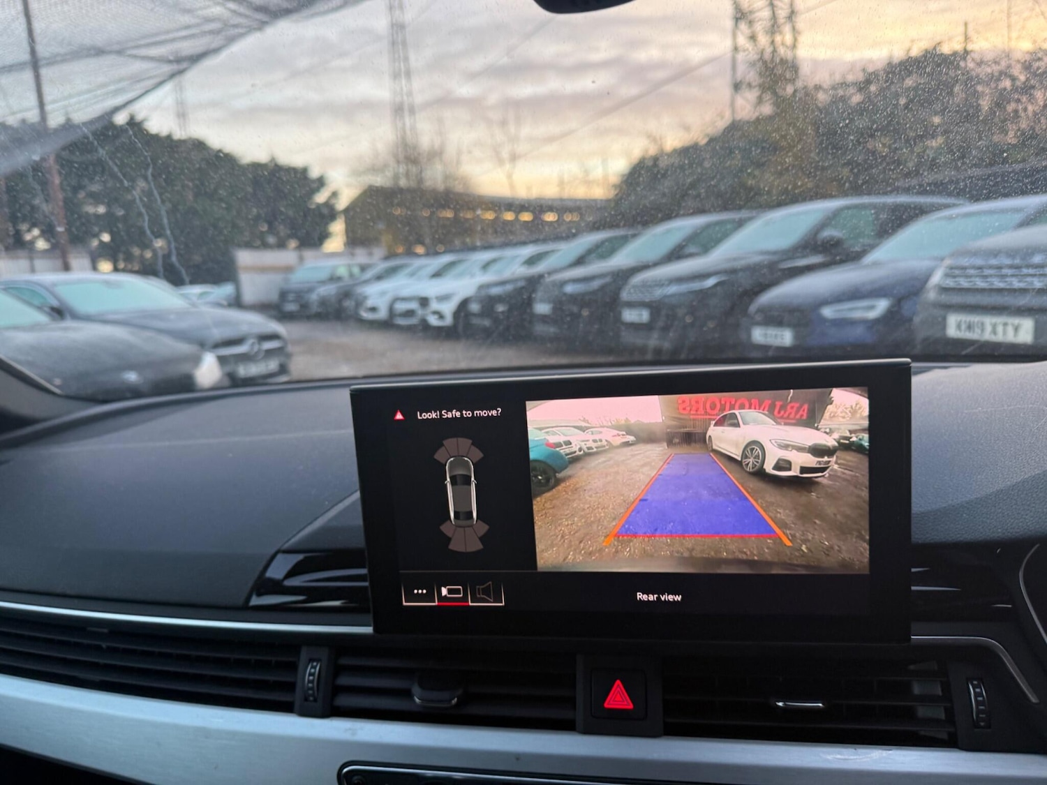 Used Audi A4 2019 for sale - 76832651: Photo 2