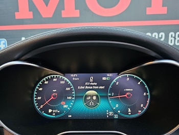 Used Mercedes-Benz C Class 2019 for sale - 76521788: Photo