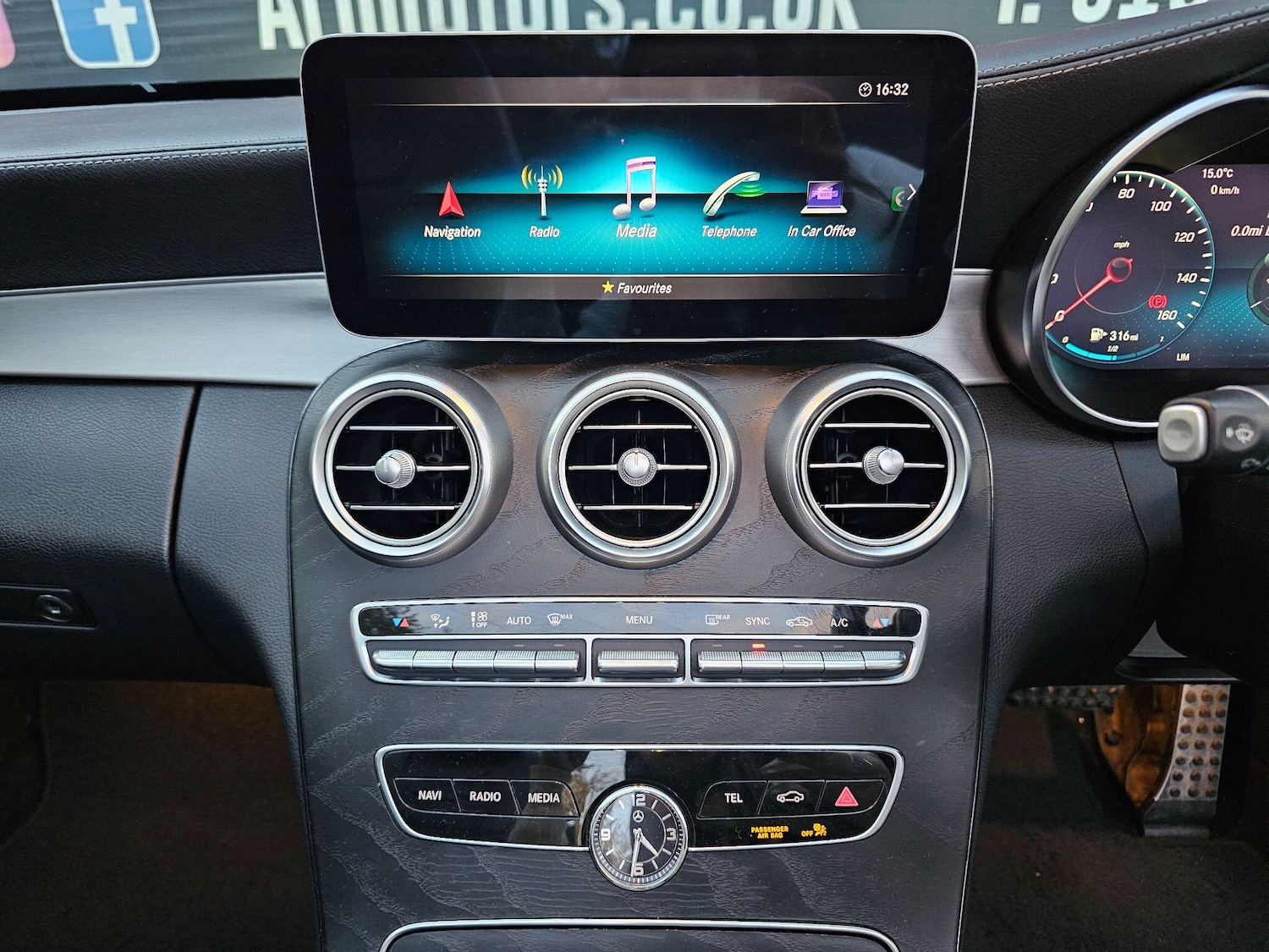 Used Mercedes-Benz C Class 2019 for sale - 76521788: Photo 36