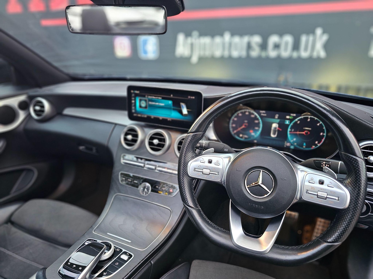 Used Mercedes-Benz C Class 2019 for sale - 76521788: Photo 4