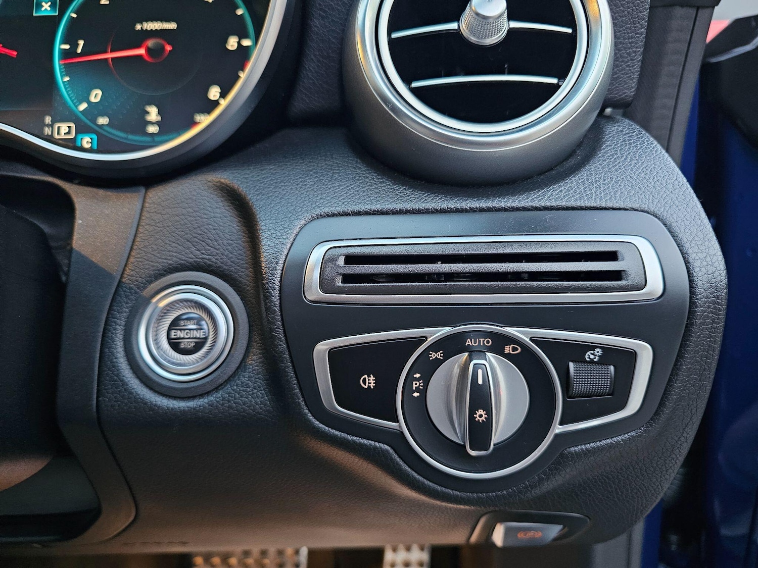 Used Mercedes-Benz C Class 2019 for sale - 76521788: Photo 40