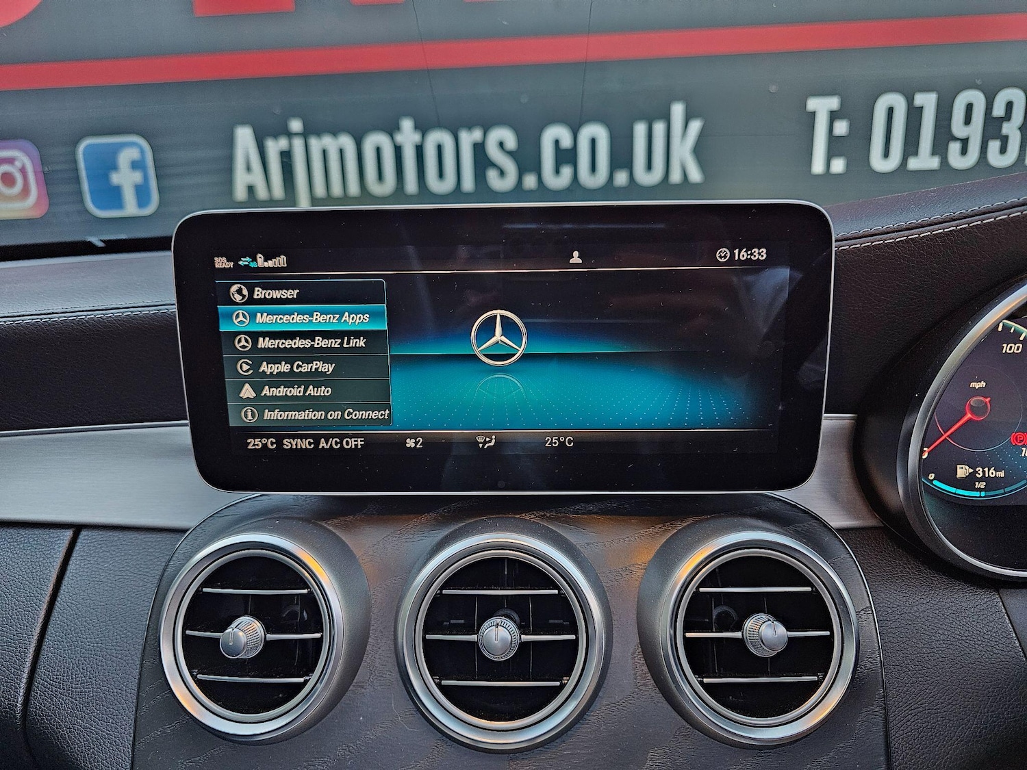 Used Mercedes-Benz C Class 2019 for sale - 76521788: Photo 54