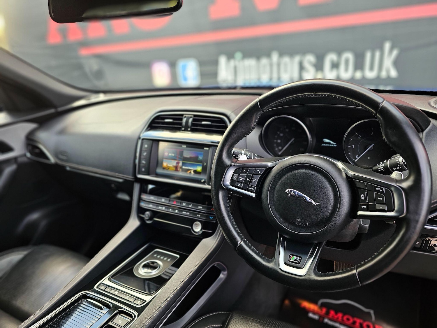 Used Jaguar F-Pace 2018 for sale - 76899172: Photo 20