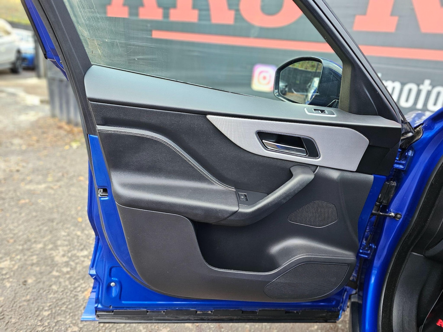 Used Jaguar F-Pace 2018 for sale - 76899172: Photo 36