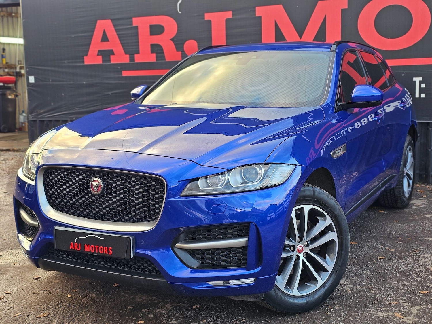 Used Jaguar F-Pace 2018 for sale - 76899172: Photo 39