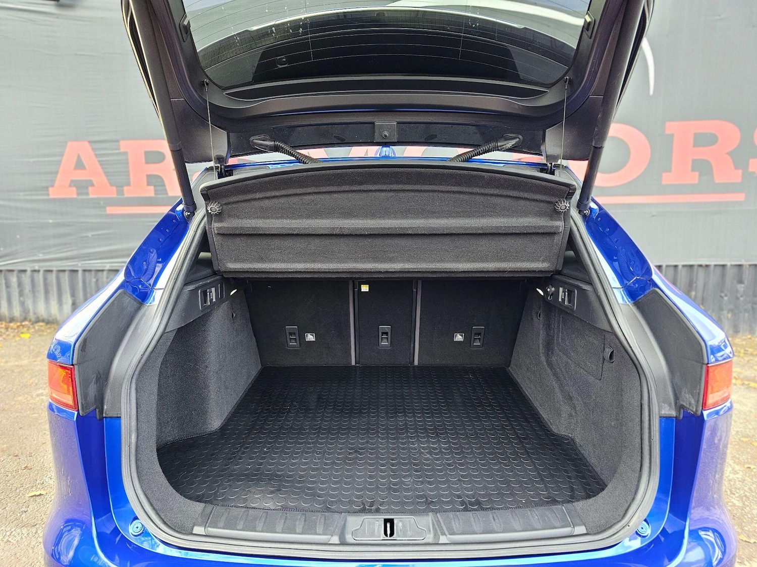 Used Jaguar F-Pace 2018 for sale - 76899172: Photo 56