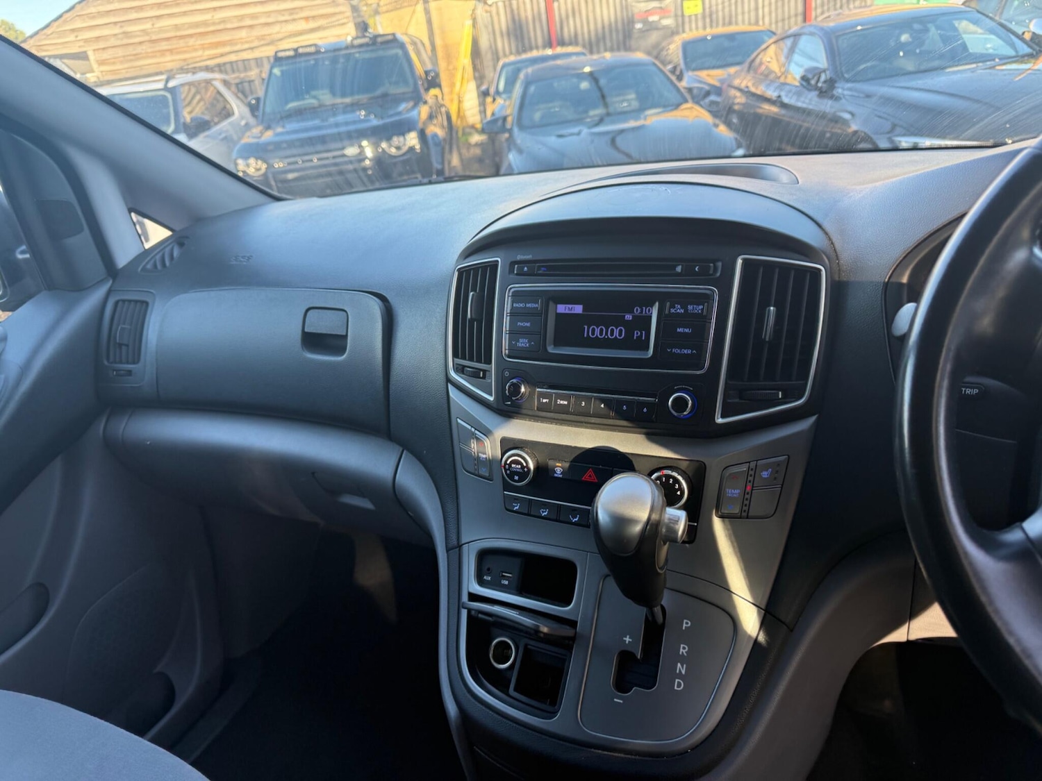 Used Hyundai i800 2018 for sale - 76715233: Photo 12