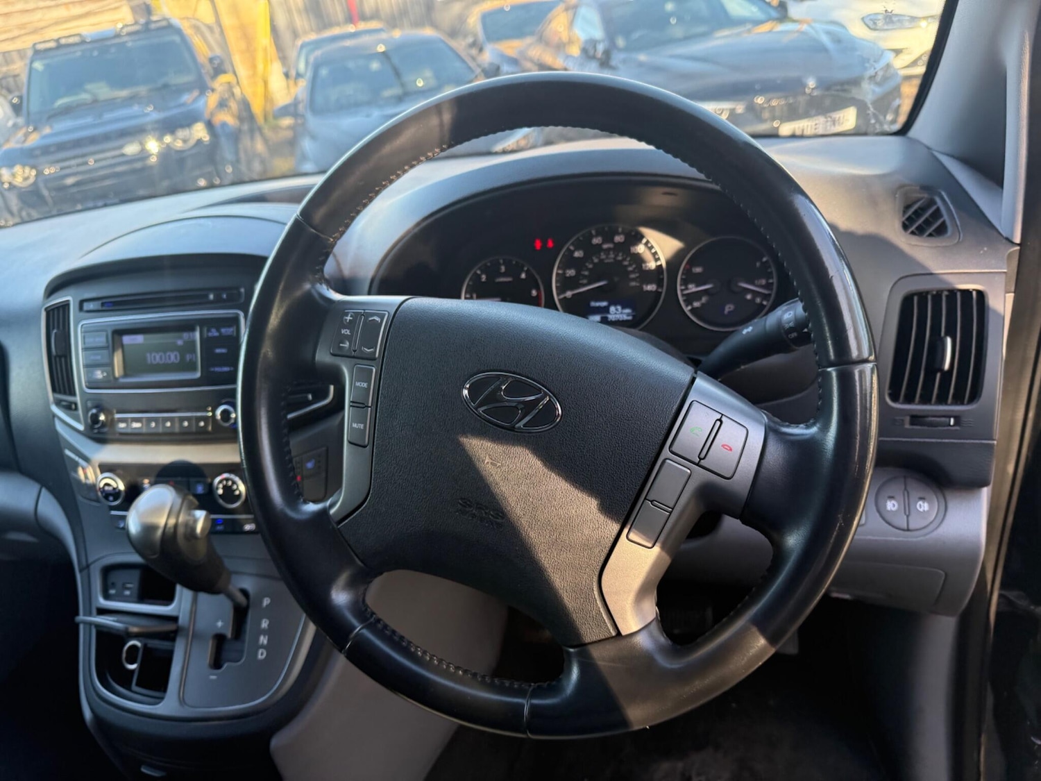 Used Hyundai i800 2018 for sale - 76715233: Photo 13