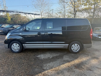 Used Hyundai i800 2018 for sale - 76715233: Photo