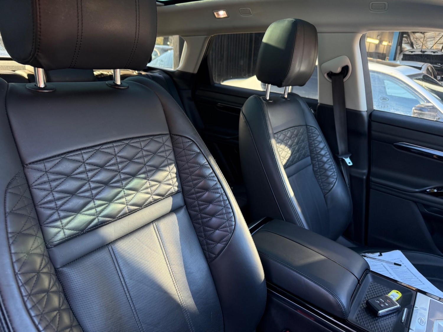 Used Land Rover Range Rover Evoque 2019 for sale - 76800823: Photo 4