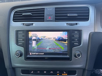 Used Volkswagen Golf 2017 for sale - 76398670: Photo