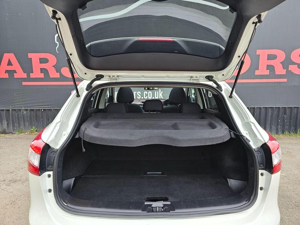 Used Nissan Qashqai 2016 for sale - 76214747: Photo 56