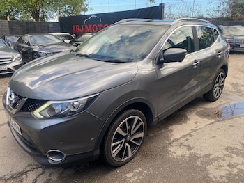 Used Nissan Qashqai 2015 for sale - 75926657: Photo