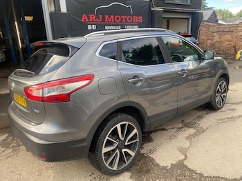 Used Nissan Qashqai 2015 for sale - 75926657: Photo