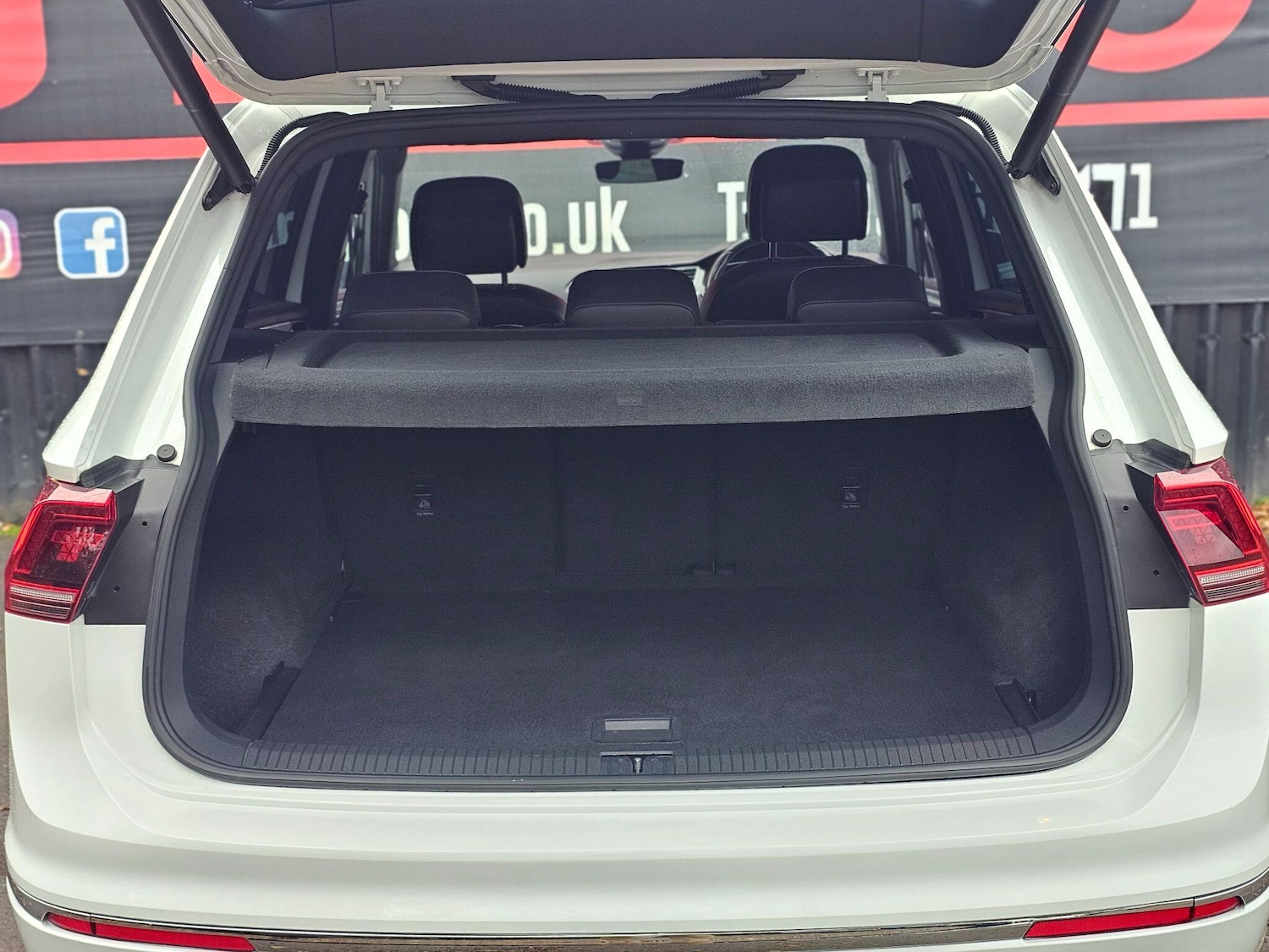 Used Volkswagen Tiguan 2020 for sale - 76498485: Photo 50