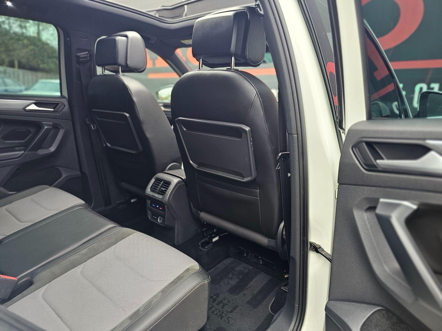 Used Volkswagen Tiguan 2020 for sale - 76498485: Photo 53