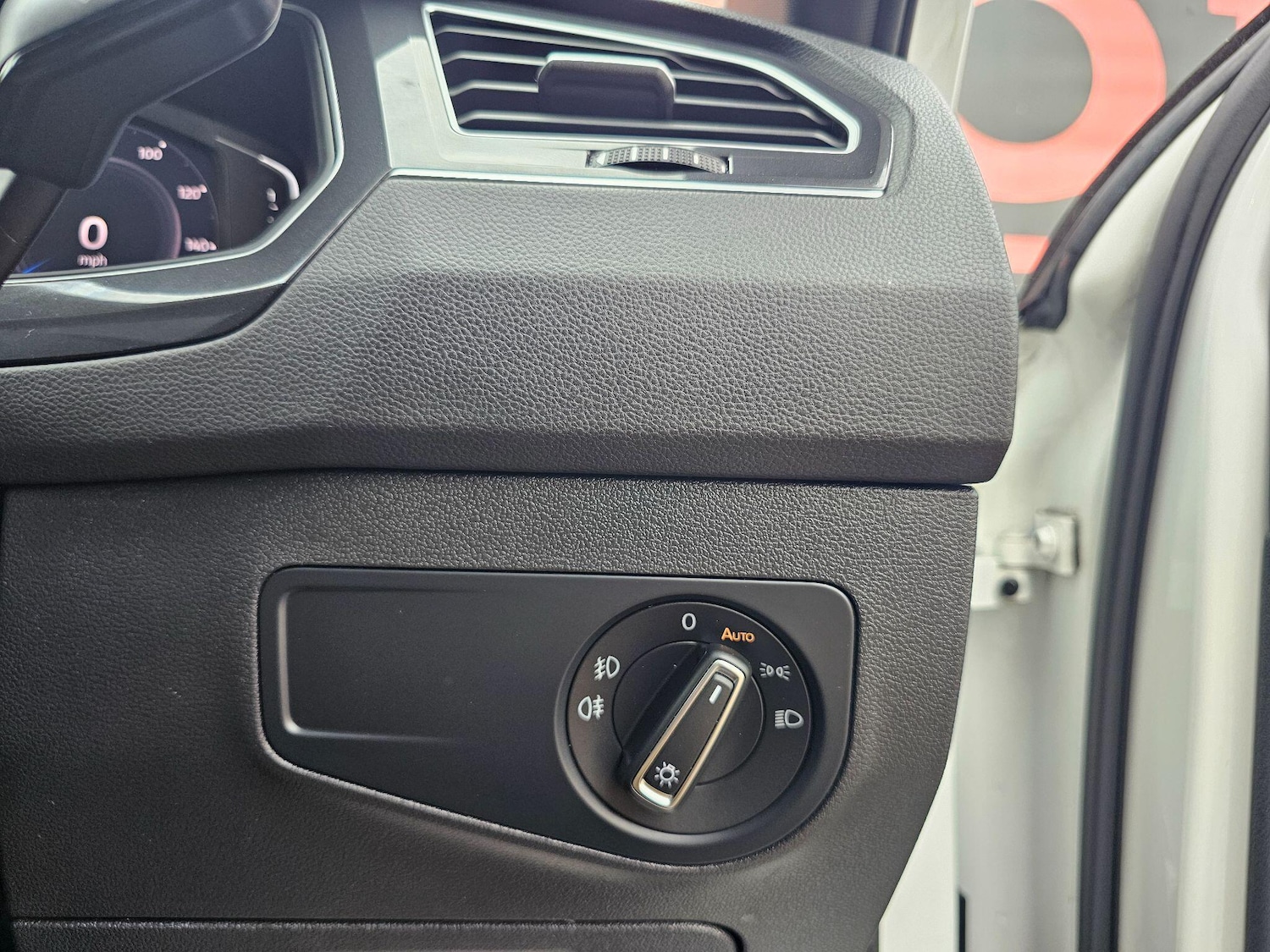 Used Volkswagen Tiguan 2020 for sale - 76498485: Photo 57